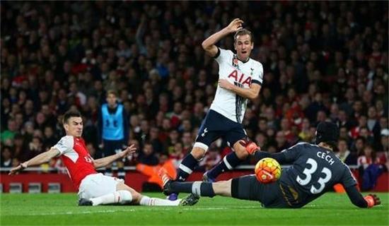 比2击败伯 比2击败伯