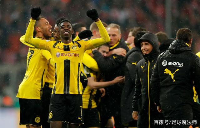 廷得以在本 廷得以在本