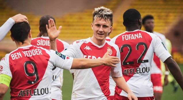 冠比赛中表 冠比赛中表